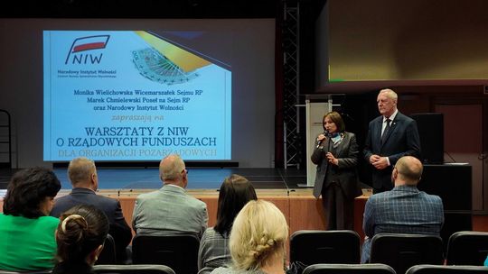 Warsztaty o Rządowych Funduszach dla NGO w Dzierżoniowie