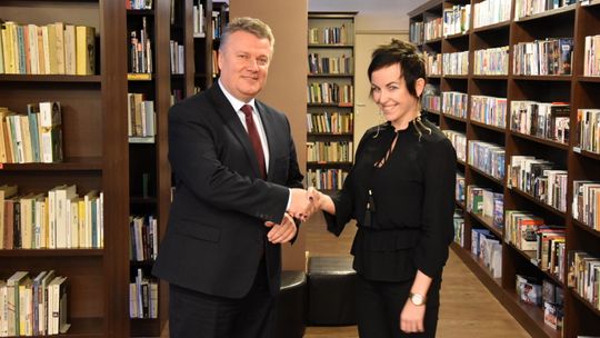 WAŻNE ZMIANY W DZIERŻONIOWSKIEJ BIBLIOTECE
