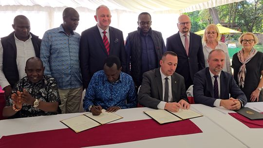Wielka szansa dla Dolnego Śląska! Historyczne porozumienie z Kenią i Ugandą