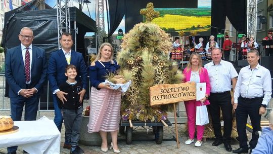 Wieniec dożynkowy Sołectwa Ostroszowice zwyciężył w konkursie powiatowym