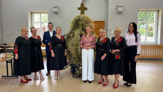 Wieniec z Ostroszowic reprezentuje Dolny Śląsk na Dożynkach Prezydenckich