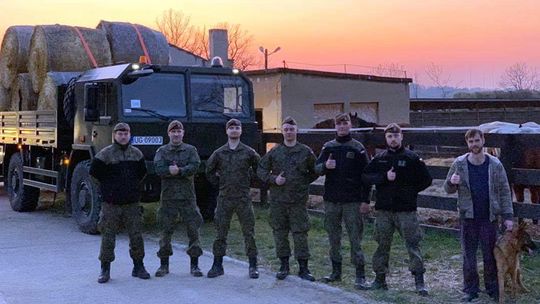 WOJSKO OBRONY TERYTORIALNEJ WŁĄCZY SIĘ W POMOC DLA ZWIERZĄT – POMÓŻ I TY!