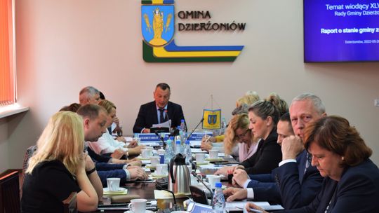 Wójt Gminy Dzierżoniów z absolutorium