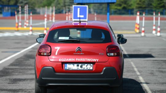 WORD PRZYWRACAJĄ EGZAMINY PRAKTYCZNE I TEORETYCZNE