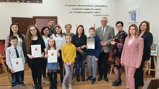 Wręczono nagrody w konkursie powiatowym “Mam plany na przyszłość”