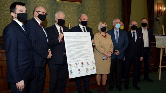 Wspólny głos samorządowców w debacie o przyszłości autostrady A4