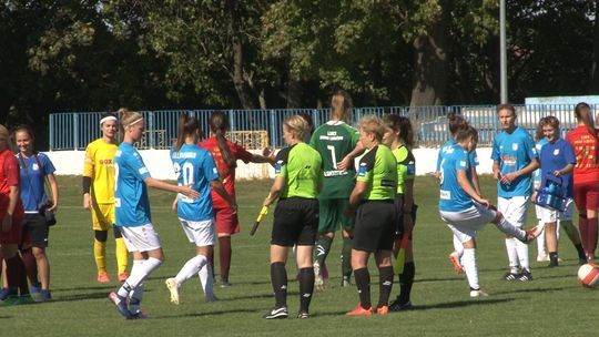 WYGRANA KOBIET Z UKS BIELAWIANKA