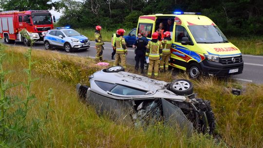 Wypadek na drodze z Dzierżoniowa do Łagiewnik