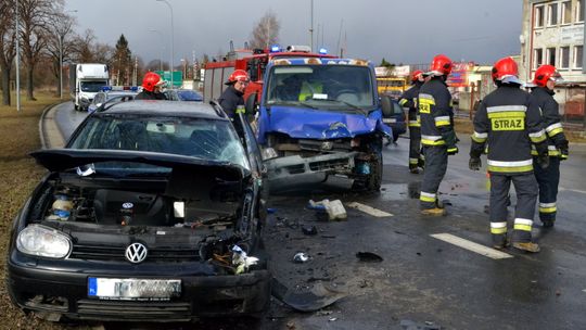 WYPADEK W DZIERŻONIOWIE