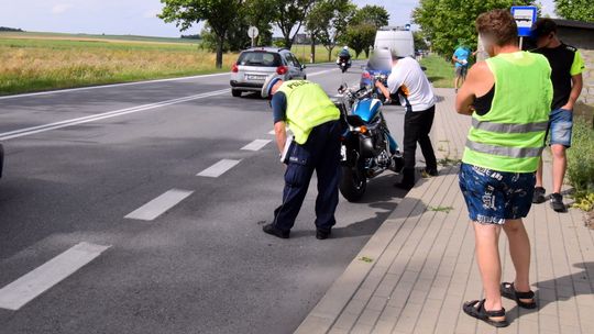 Wypadek z udziałem motocyklisty na "ósemce"