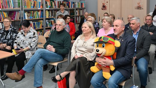 Wyremontowana biblioteka w Stroniu Śląskim ponownie otworzyła swoje drzwi dla czytelników