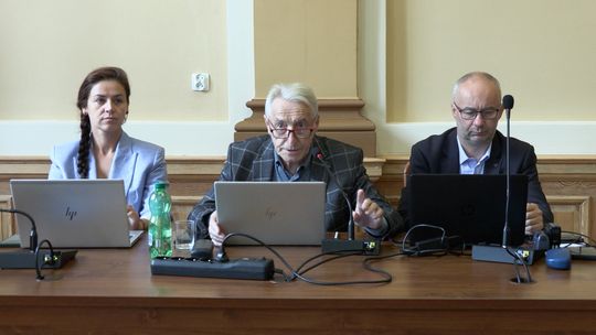 XI Nadzwyczajna Sesja Rady Powiatu Kłodzkiego