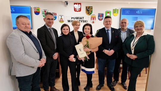 XX Sesja Rady Powiatu Wałbrzyskiego: Budżet, Wręczenie Nagród i Życzenia Świąteczne XX Sesja Rady Powiatu Wałbrzyskiego: Budżet, Wręczenie Nagród i Życzenia Świąteczne