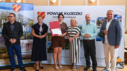 XXII edycja konkursu „Najlepsze Inicjatywy Społeczności Lokalnych”. 21 sołectw z dofinansowaniem z Powiatu Kłodzkiego