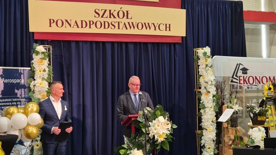 XXVII Prezentacje Szkół Ponadpodstawowych