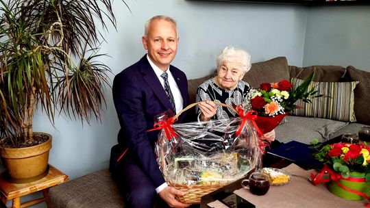 Z wizytą na urodzinach u bielawskiej 100-latki