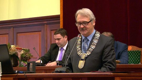 ZA NAMI OSTATNIA W TYM ROKU SESJA DZIERŻONIOWA