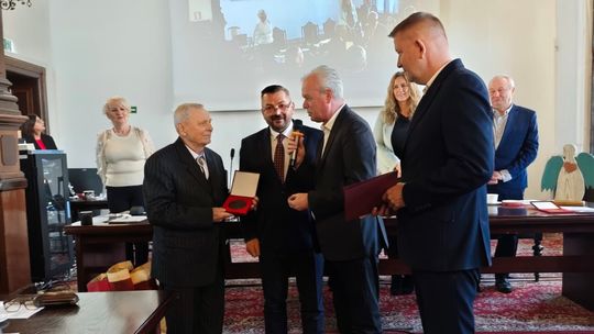 Za nami XXVII sesja Rady Miejskiej w Kłodzku Za nami XXVII sesja Rady Miejskiej w Kłodzku