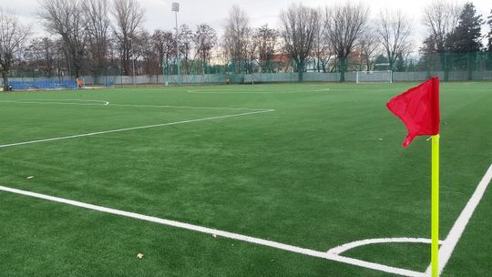 Zagrają o puchar Prezydenta Miasta na otwarcie zmodernizowanego boiska ze sztuczną nawierzchnią