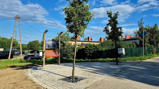 Zaproszenie na uroczyste odsłonięcie pomnika ofiar filii niemieckiego obozu koncentracyjnego KL Gross-Rosen