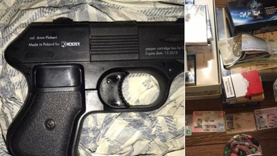 ZATRZYMANY POSZUKIWANY ZA KRADZIEŻ Z BRONIĄ