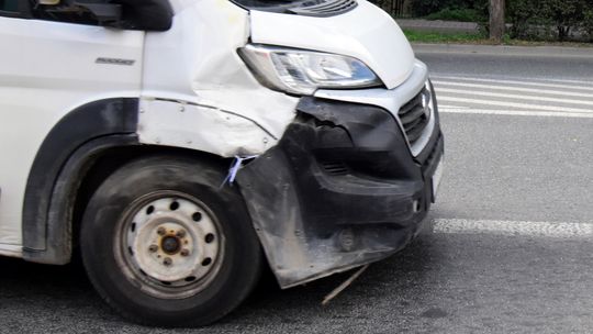 Zderzenie Fiata z Toyotą w Dzierżoniowie