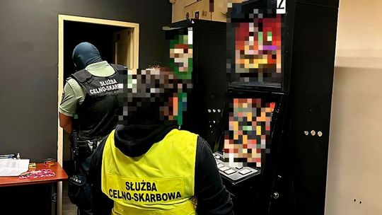 Ziębiccy policjanci i służby celno-skarbowe zlikwidowali kolejny nielegalny salon gier