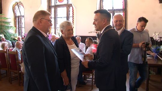 ZŁOTE GODY W NOWORUDZKIM RATUSZU