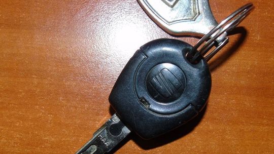 ZNALEZIONO KLUCZYK DO SAMOCHODU MARKI SEAT