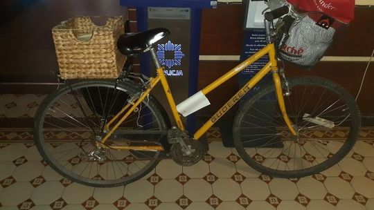 ZNALEZIONO ROWER – POLICJA CZEKA NA WŁAŚCICIELA