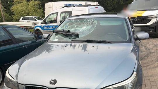 Zobaczył byłą partnerkę z innym. Chwycił za lewarek i zdemolował samochód