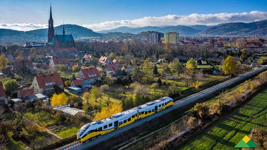 ŻÓŁTE NAKLEJKI POMOGĄ SŁUŻBOM RATOWAĆ ŻYCIE