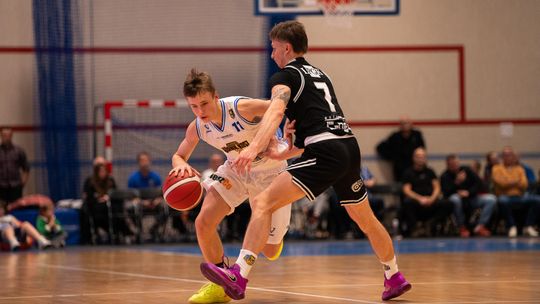 Zwycięstwo - młodego...  Górnika KALTECH Wałbrzych w trzeciej lidze