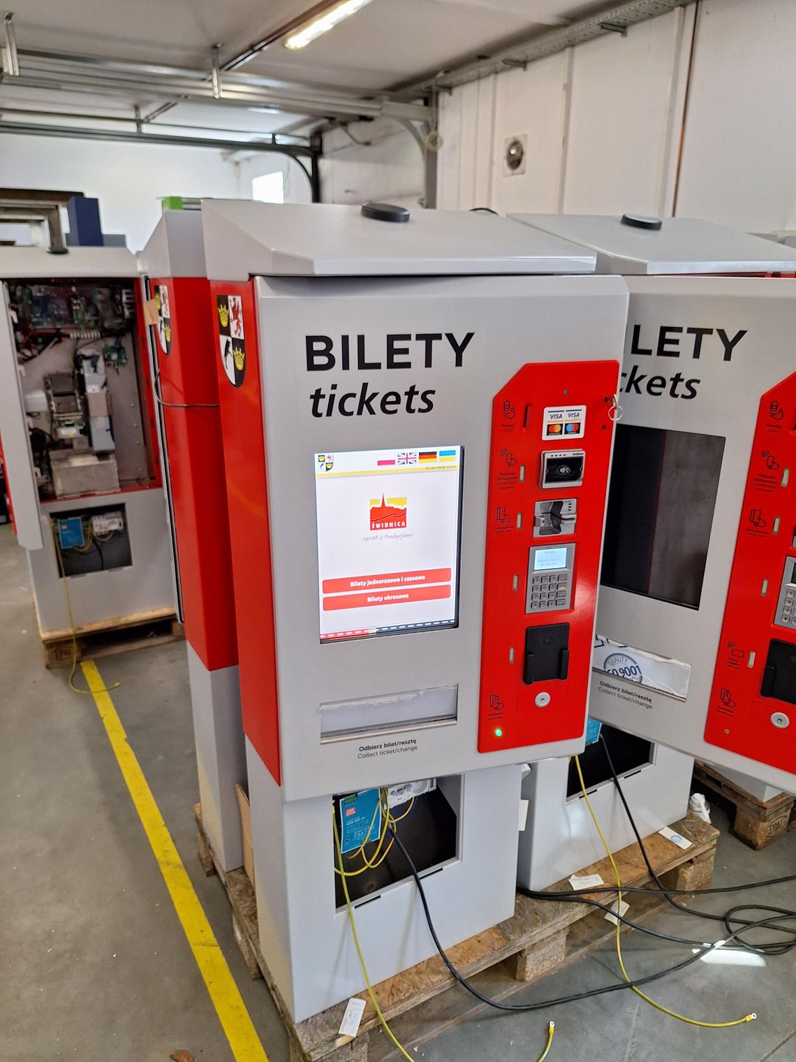 15 nowych biletomatów w Świdnicy od maja - wygodniejszy  zakup biletów dla pasażerów