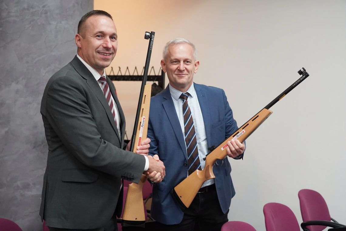 2 miliony złotych na strzelnice laserowe w dolnośląskich szkołach