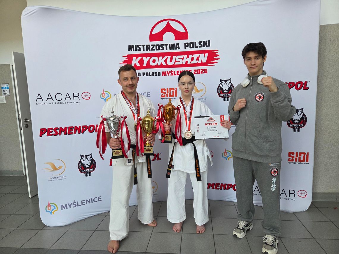 3 medale z  Mistrzostw Polski