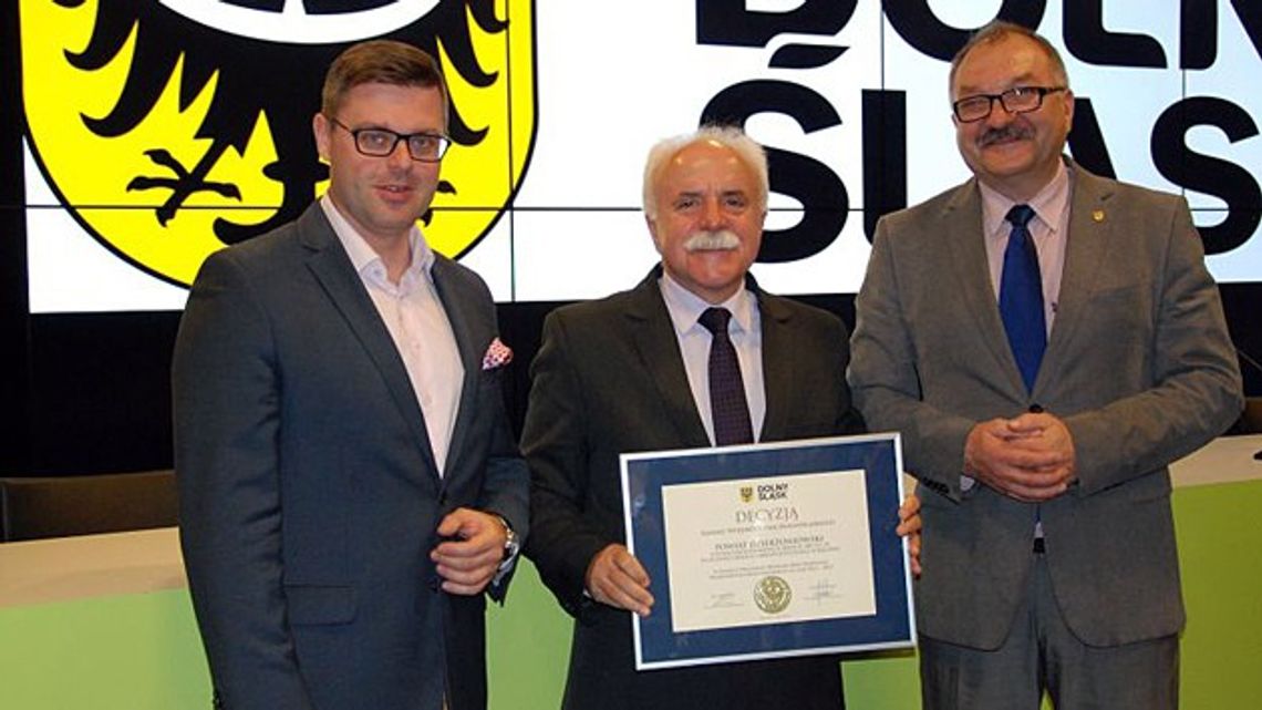 300 TYS. ZŁ DLA POWIATU DZIERŻONIOWSKIEGO