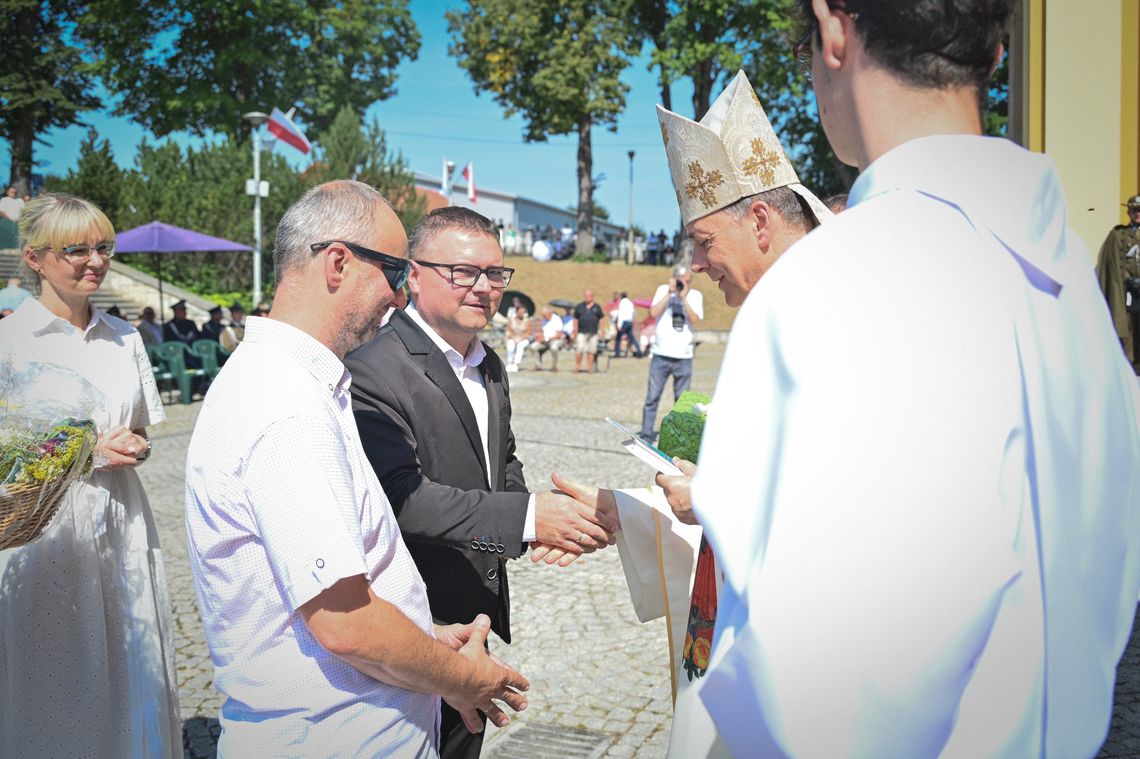 45. rocznicy koronacji Figury Matki Bożej Wambierzyckiej 45. rocznicy koronacji Figury Matki Bożej Wambierzyckiej