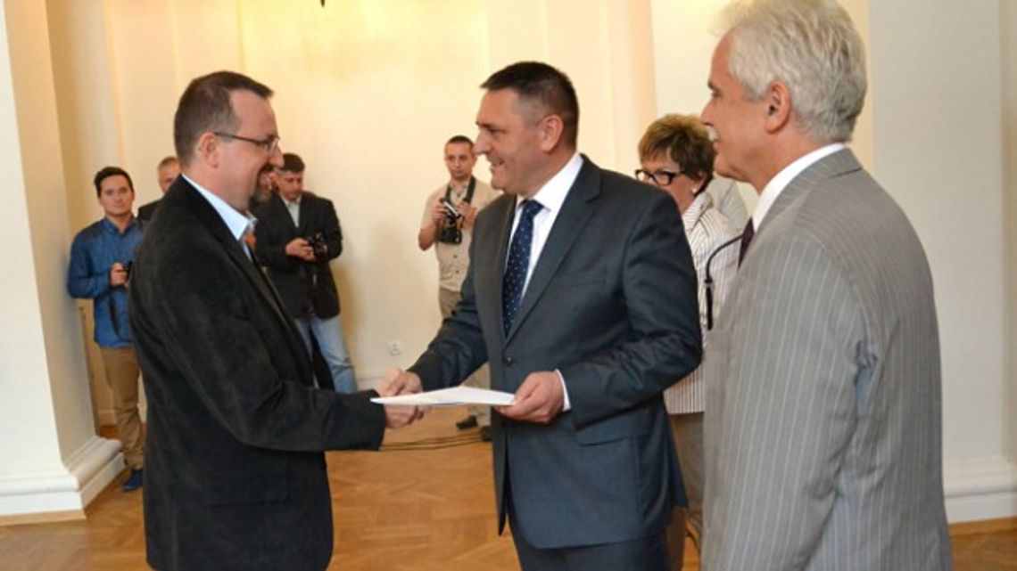 920 TYS. ZŁ DLA POWIATU KŁODZKIEGO