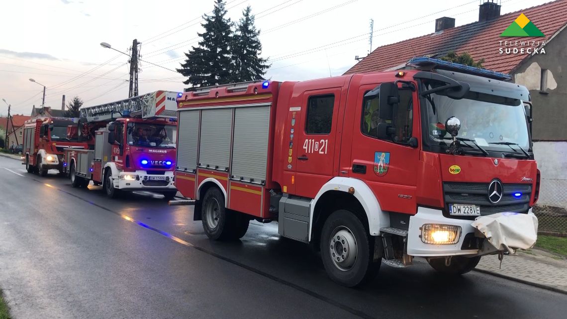 Akcja strażaków przy zadymieniu w Pieszycach