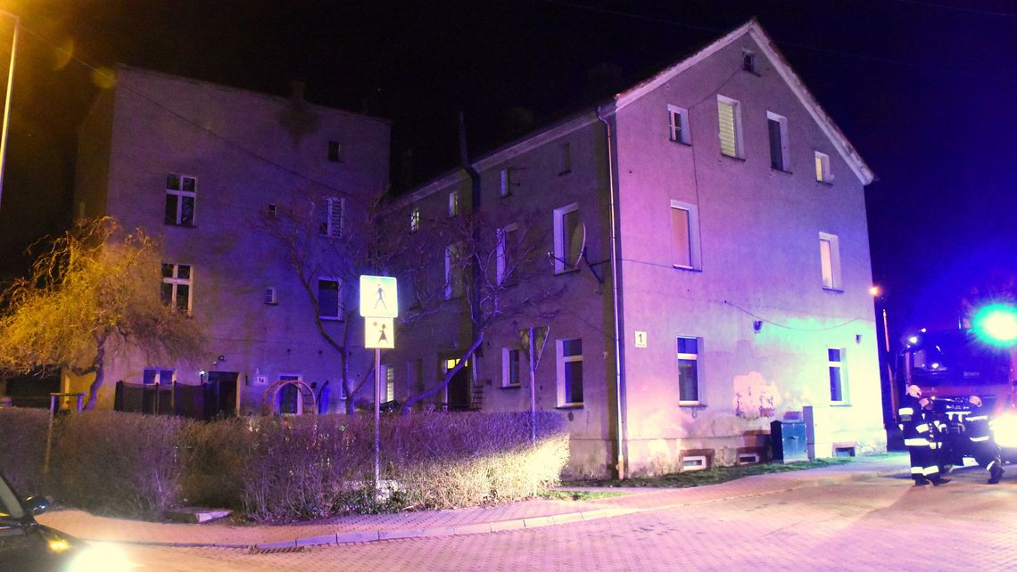 Akcja strażaków w domu wielorodzinnym na Tkackiej