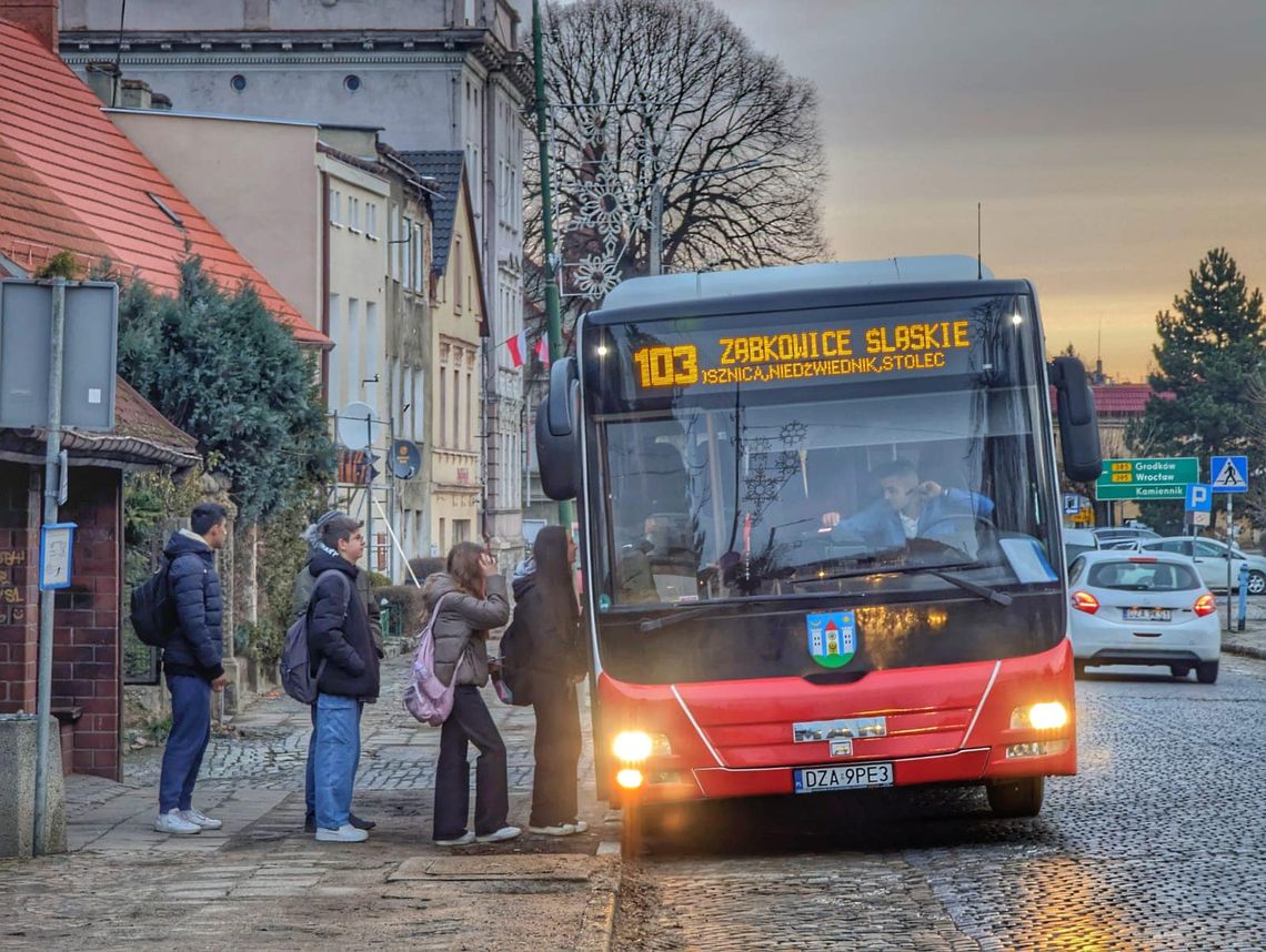 Autobusy Ziębickiej Komunikacji Autobusowej już na trasach