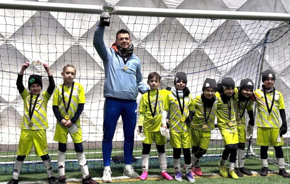 Bielawa: Siódemka cały czas na czele