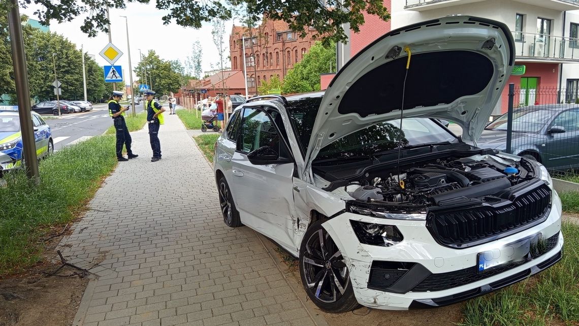 Bielawa, zderzenie Skody z Renaultem