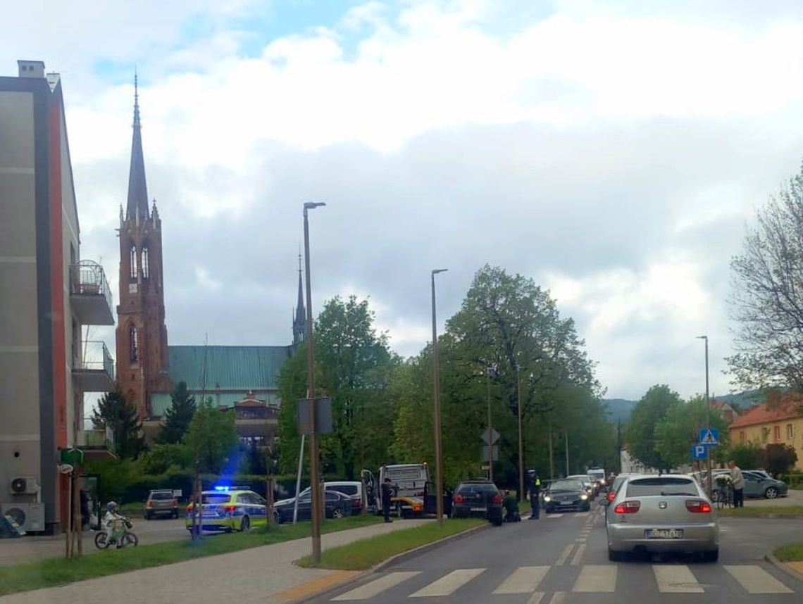Bielawa. Zderzenie Volkswagenów na Żeromskiego