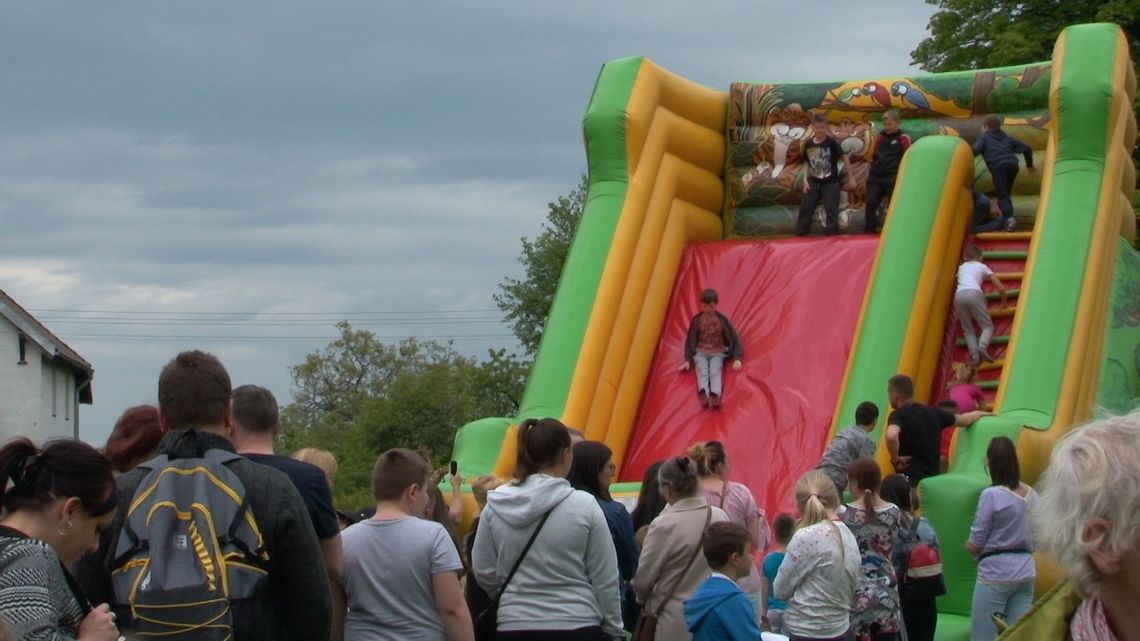 BIELAWSKI DZIEŃ DZIECKA W PARKU MIEJSKIM BIELAWSKI DZIEŃ DZIECKA W PARKU MIEJSKIM