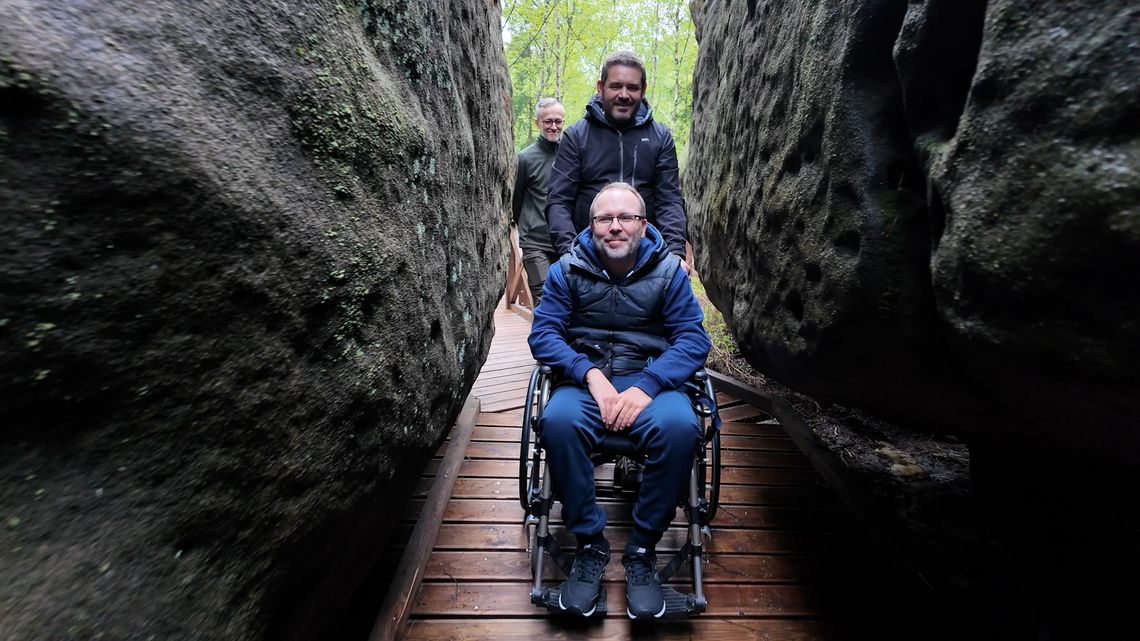 Błędne Skały przełamują bariery: nowa trasa dla osób z niepełnosprawnościami