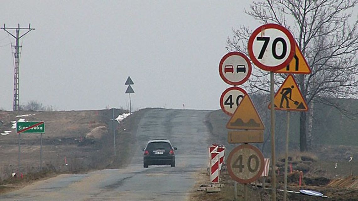 DO ŁAGIEWNIK ZNOWU INNĄ DROGĄ DO ŁAGIEWNIK ZNOWU INNĄ DROGĄ