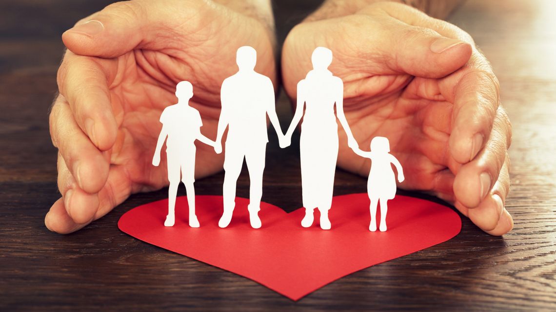 DODATKOWE PIENIĄDZE W DZIERŻONIOWIE NA PRACĘ Z RODZICAMI 