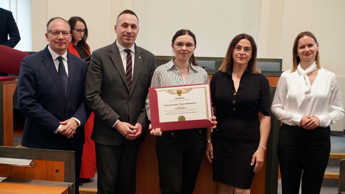 Dolny Śląsk wspiera aktywną wieś! Blisko 1,6 mln zł trafia do lokalnych społeczności